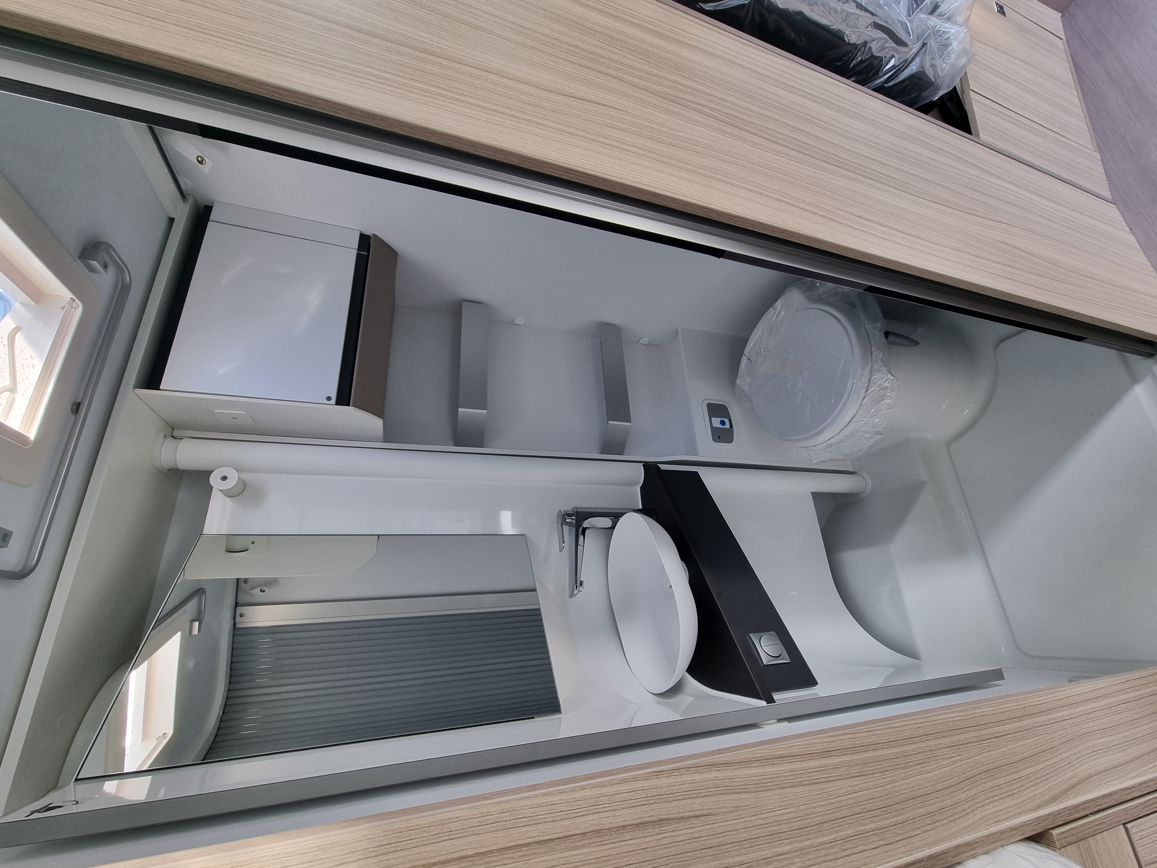 Adria Compact Supreme SL Adria Compact Supreme SL