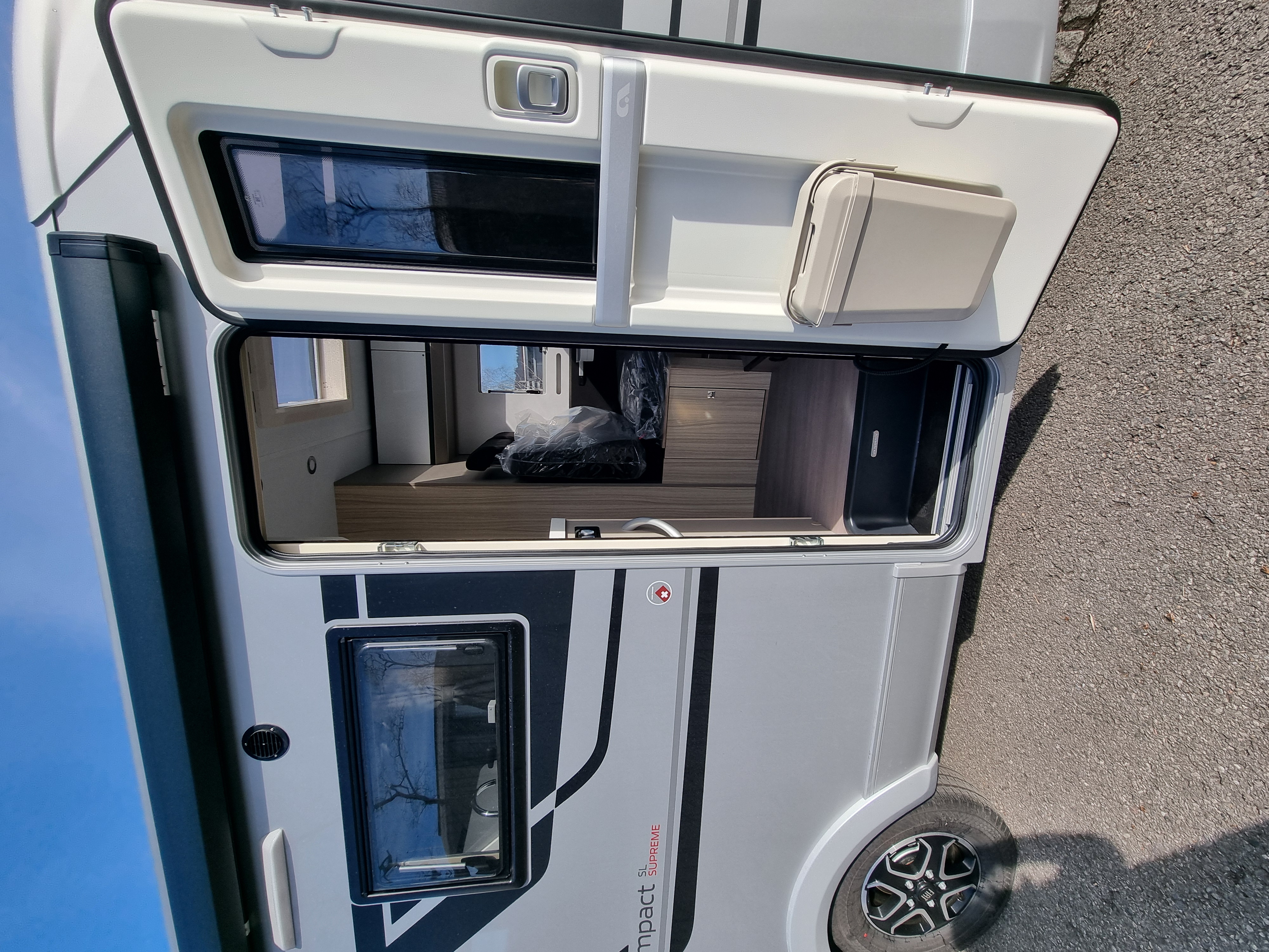 Adria Compact Supreme SL Adria Compact Supreme SL