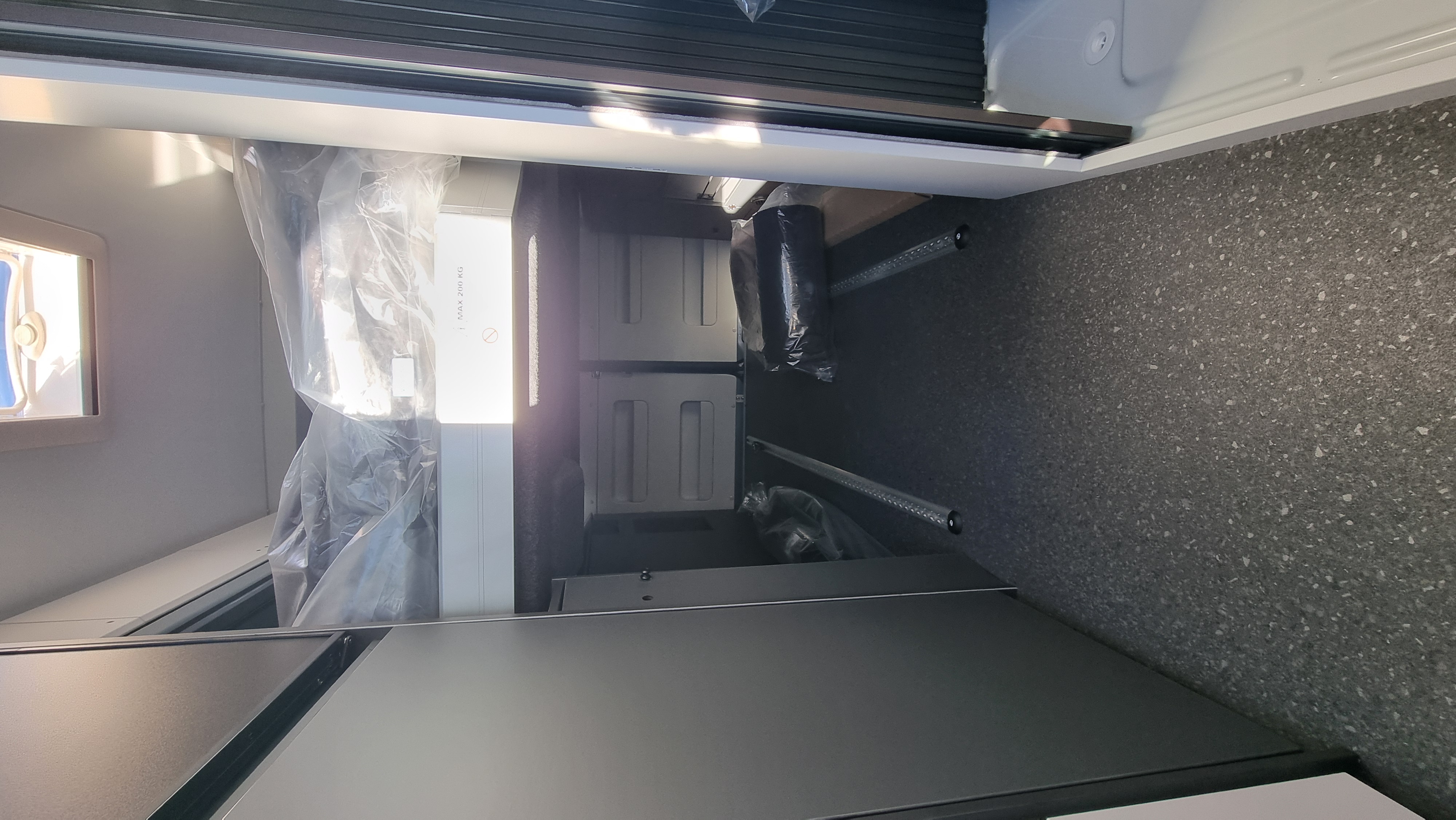 Adria Twin Supreme 640 SGX Adria Twin Supreme 640 SGX