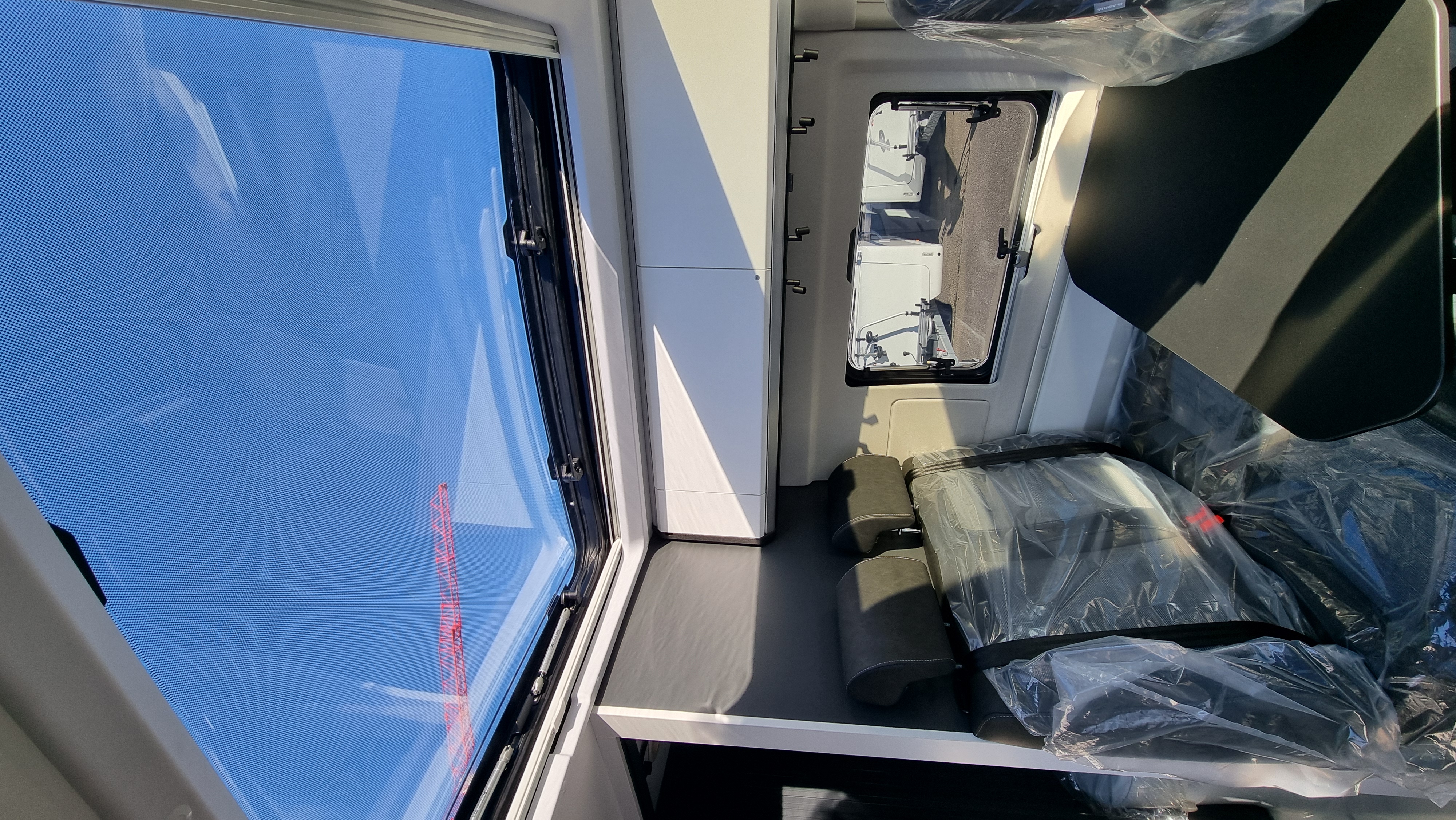 Adria Twin Supreme 640 SGX Adria Twin Supreme 640 SGX