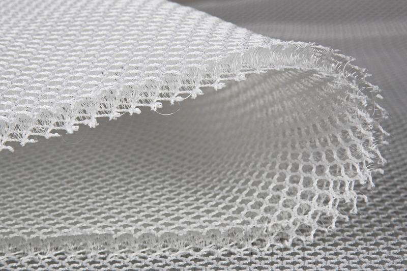Carbest Matratzenunterlage 140x200cm / Höhe 10mm