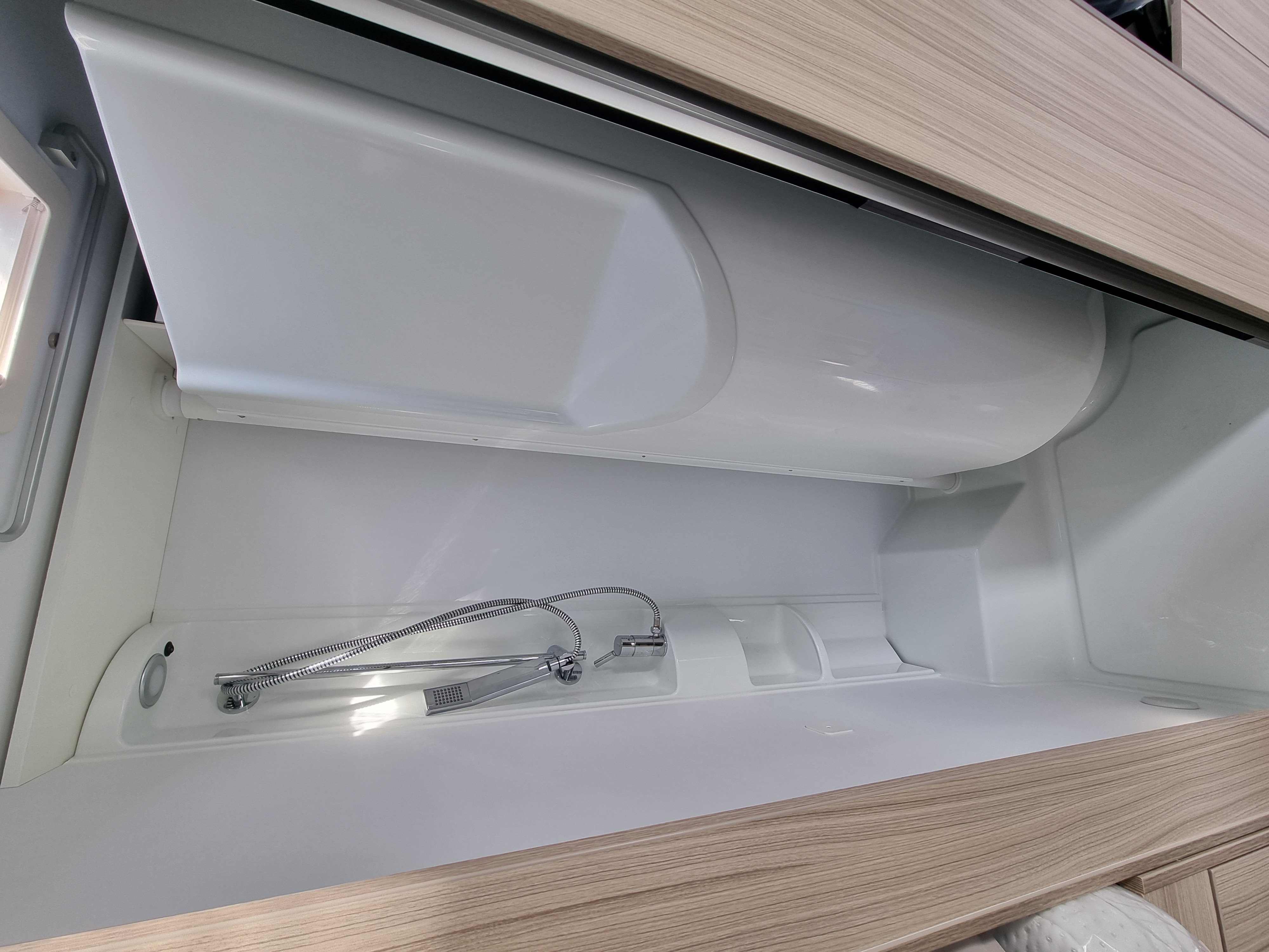 Adria Compact Supreme SL Adria Compact Supreme SL