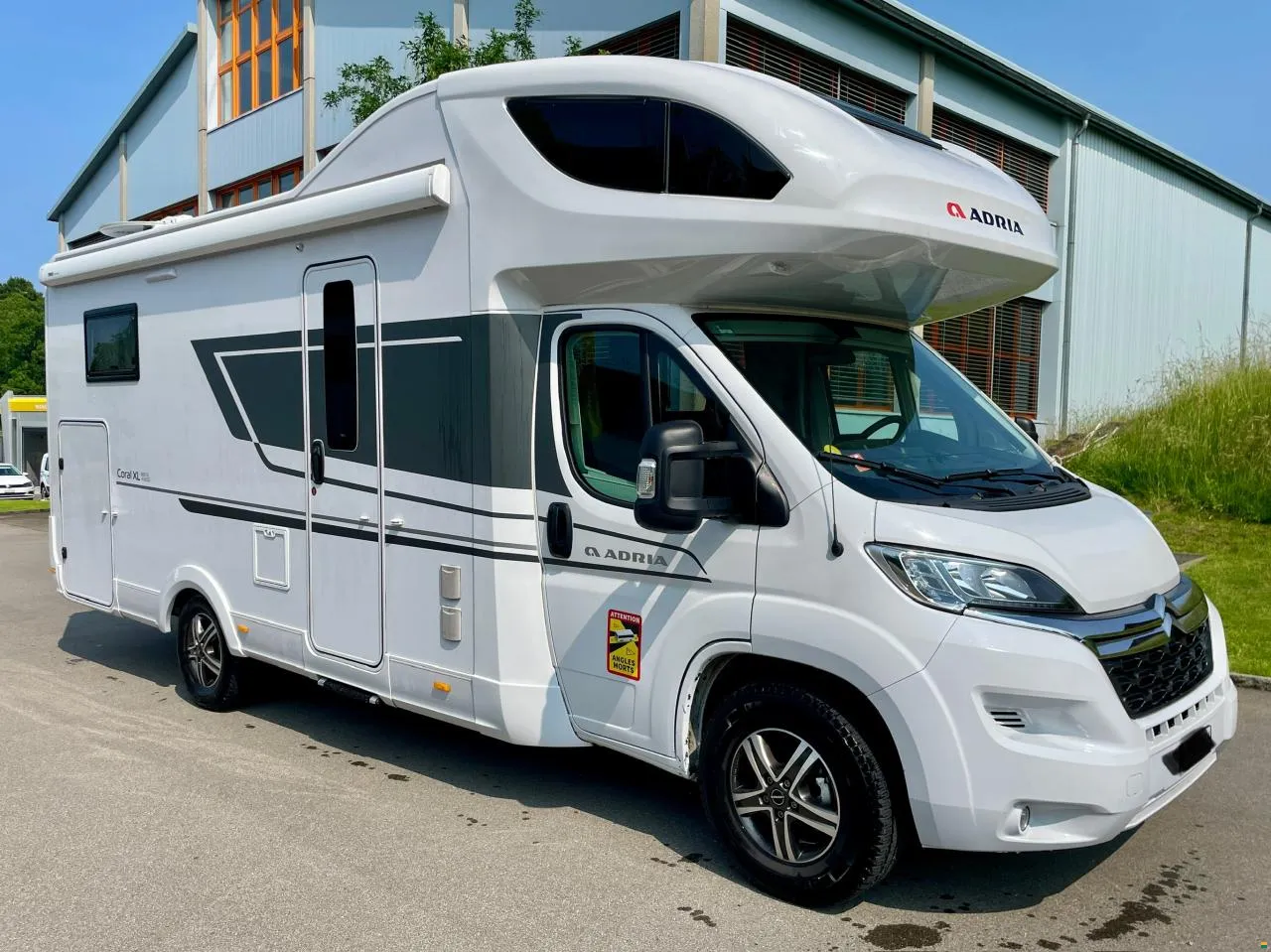 Adria Coral XL Plus 660 SL